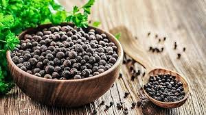 Giá tiêu hôm nay 03/12: Dao động trong khoảng 71.000 - 74.000 đồng/kg