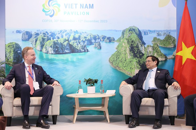 Thủ tướng Phạm Minh Chính vui mừng vì quan hệ Việt Nam và WEF ngày càng phát triển tốt đẹp - Ảnh: VGP/Nhật Bắc