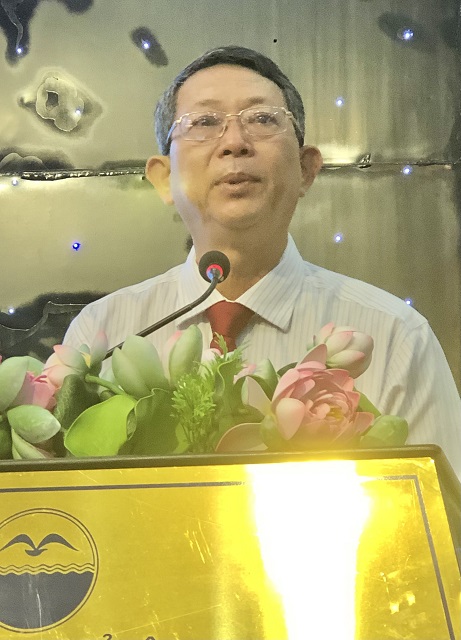 Ông Trần Văn Thanh phát biểu khai giảng Lớp bồi dưỡng. Ông Trần Văn Thanh phát biểu khai giảng Lớp bồi dưỡng.