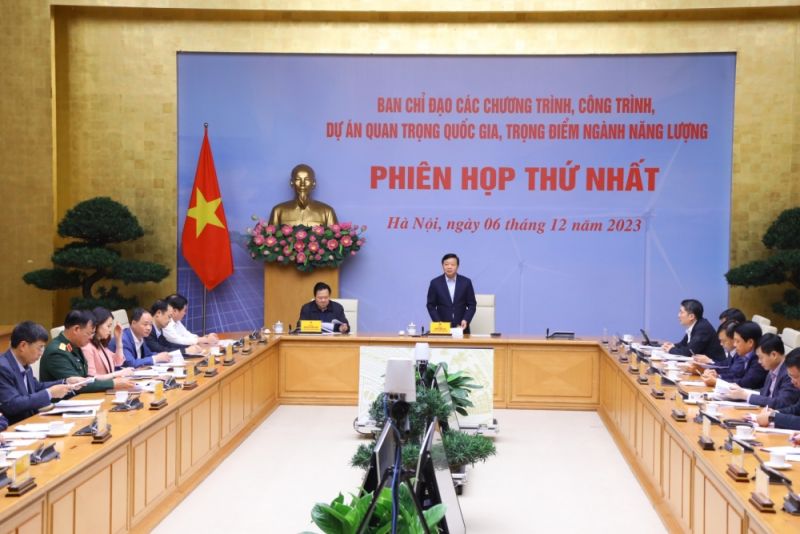 Toàn cảnh phiên họp. Ảnh chinhphu.vn.