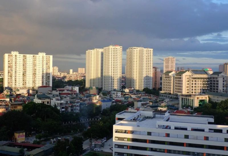 Hiệp hội Bất động sản Thành phố Hồ Chí Minh (HoREA) vừa có công văn kiến nghị Ủy ban Thường vụ Quốc hội xem xét cho phép áp dụng sớm hơn đối với các quy định về nhà ở xã hội để đáp ứng nhu cầu cấp bách về nhà ở của người dân. (Ảnh minh họa)