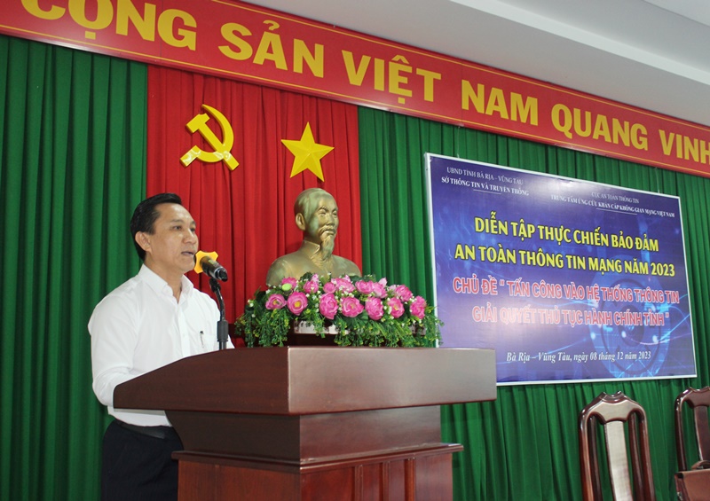 ông Đỗ Hữu Hiền, Giám đốc Sở Thông tin và Truyền thông tỉnh BR-VT phát biểu khai mạc.