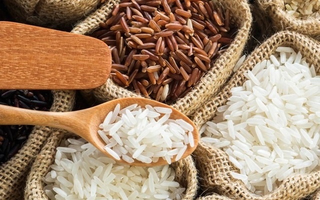 Giá lúa gạo hôm nay 10/12: Duy trì ổn định