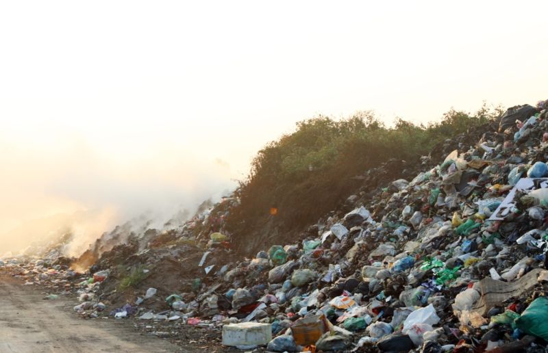 Chủ tịch tỉnh Bắc Ninh yêu cầu xử lý các điểm rác thải gây ô nhiễm môi trường, bức xúc trong nhân dân.