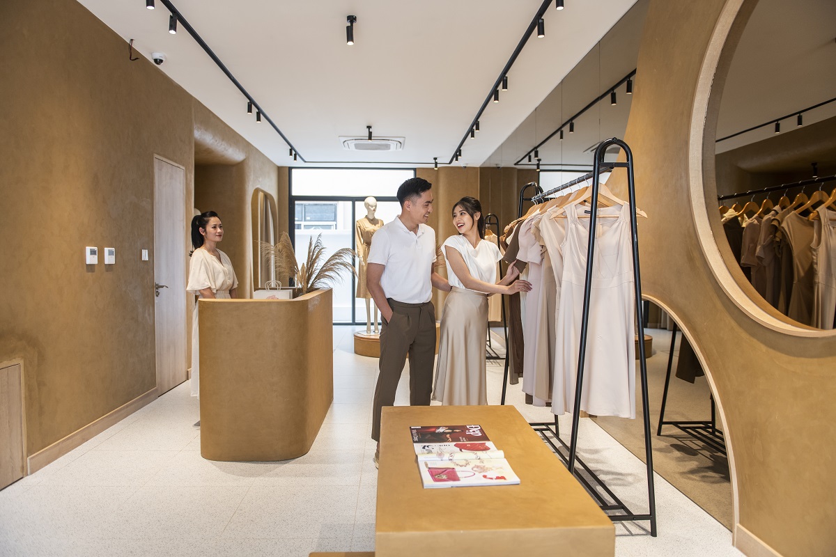 Nhà phố thương mại vùng lõi TP. Vinh “hút” loạt thương hiệu cao cấp