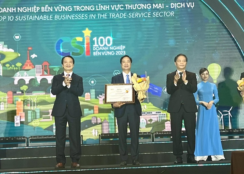 Bảo Việt (BVH) đứng đầu Top 10 Doanh nghiệp Bền vững Việt Nam gần 1 thập kỷ liên tiếp