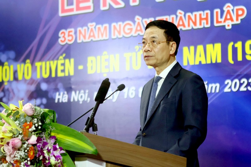 Bộ trưởng Bộ Thông tin và Truyền thông Nguyễn Mạnh Hùng phát biểu tại buổi Lễ