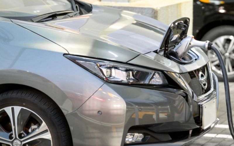 Nhật Bản ưu đãi thuế 10 năm cho xe điện