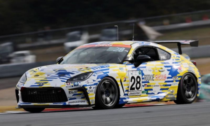 Toyota mang xe hybrid tranh tài ở giải đua tại Thái Lan