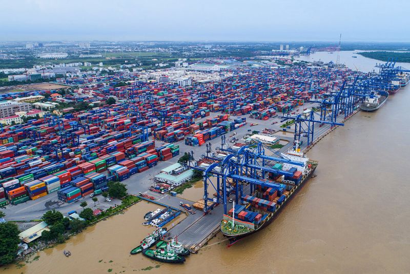 TP. Hồ Chí Minh đã thu gần 3.800 tỷ đồng phí hạ tầng cảng biển
