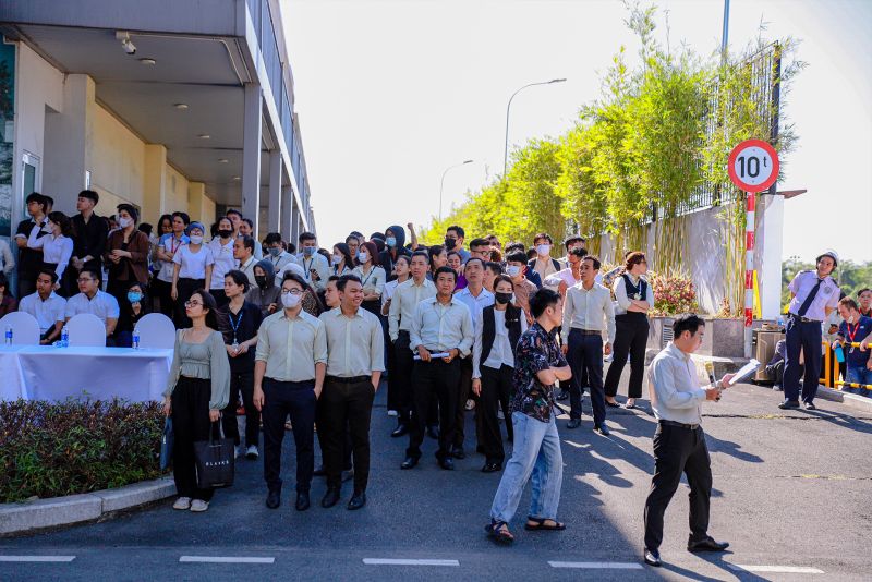 CBNV tại Văn phòng Tổng quản THACO được sơ tán khỏi tòa nhà