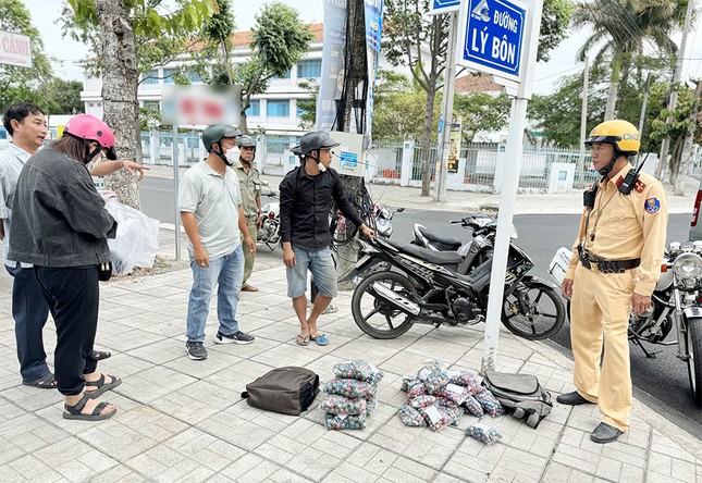 Tang vật tại hiện trường.