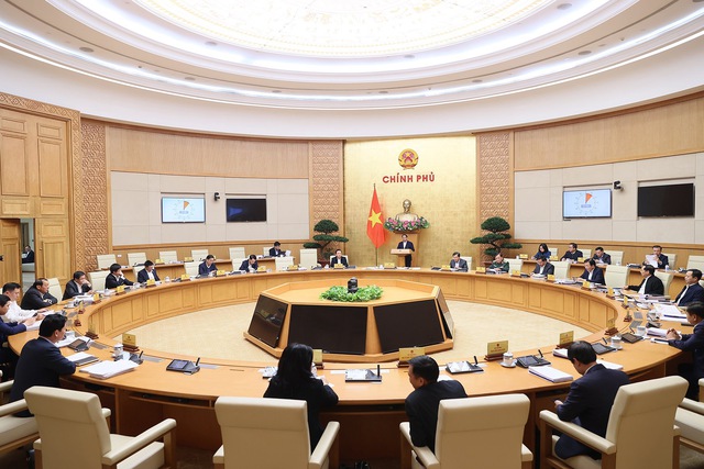 Thủ tướng Chính phủ Phạm Minh Chính chủ trì Phiên họp chuyên đề về xây dựng pháp luật tháng 12/2023 - Ảnh: VGP/Nhật Bắc