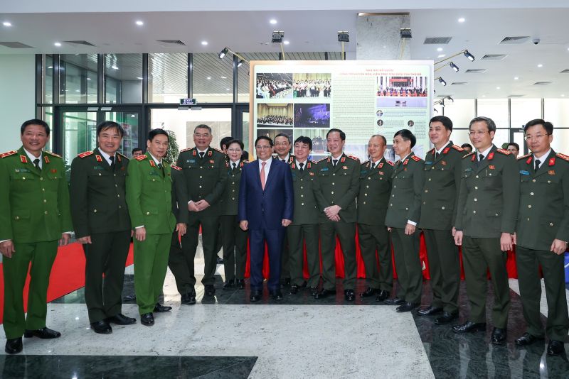 Thủ tướng Phạm Minh Chính cùng các đại biểu công an dự hội nghị - Ảnh: VGP/Nhật Bắc