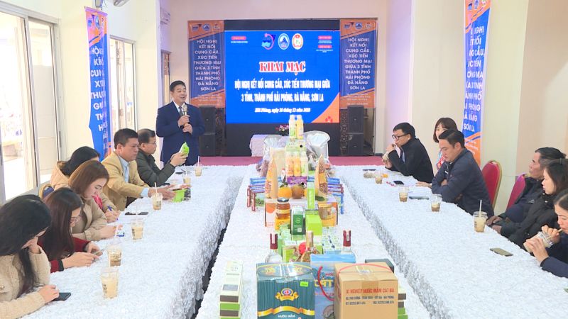 Khai mạc Hội nghị kết nối cung cầu, xúc tiến thương mại và trưng bày giới thiệu sản phẩm giữa 03 tỉnh, thành phố Hải Phòng, Đà Nẵng và Sơn La.