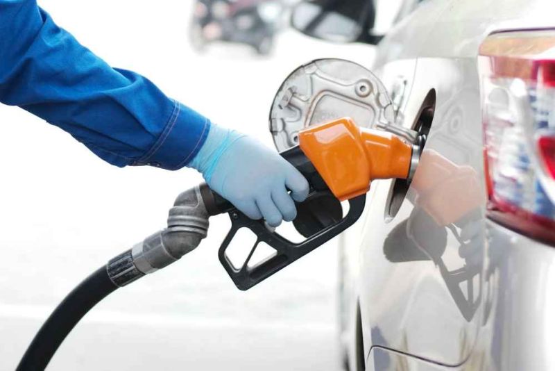 Giá xăng dầu hôm nay 3/1 quay đầu tăng nhẹ (Ảnh minh họa. Nguồn: Internet)