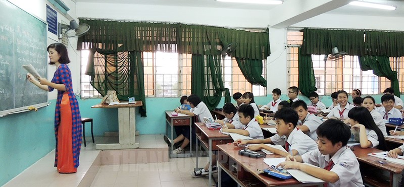 TP. Hồ Chí Minh hướng dẫn thu, sử dụng học phí năm học 2023-2024 theo quy định mới