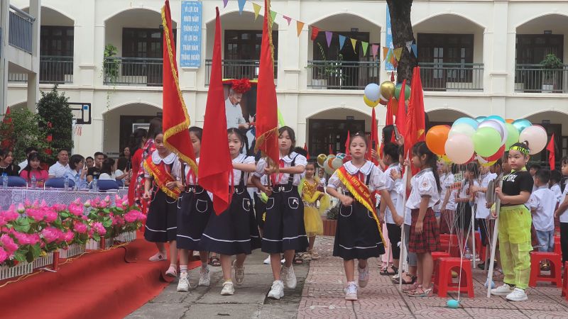 Học sinh trường Tiểu học Đông Phong, huyện Yên Phong khai giảng năm học 2023-2024