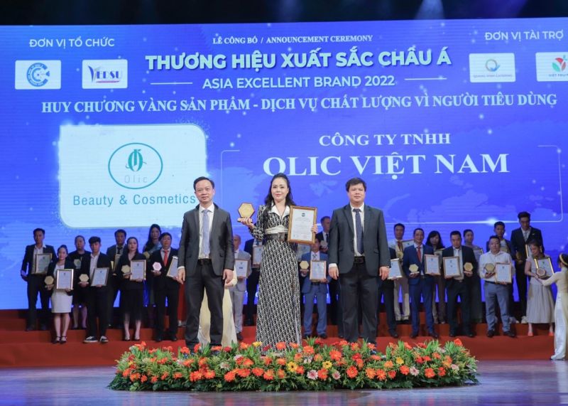 Nguyễn Thị Thanh Thứ - Chân dung cô gái từ hai bàn tay trắng đến sự nghiệp “triệu đô’’