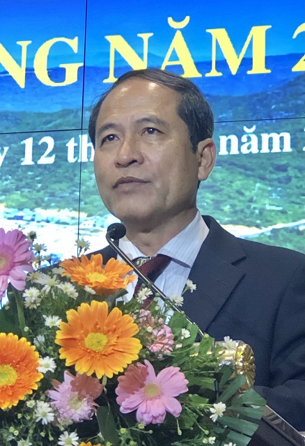 Ông Nguyễn Phạm Kiên Trung trình bày báo cáo tổng kết.