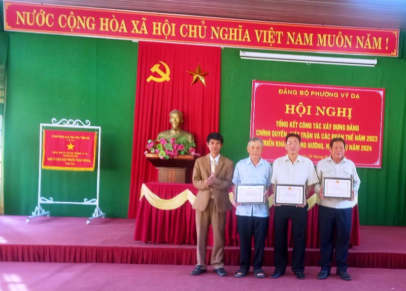 Phường Vỹ Dạ - Đơn vị dẫn đầu phong trào thi đua của Thành phố Huế năm 2023