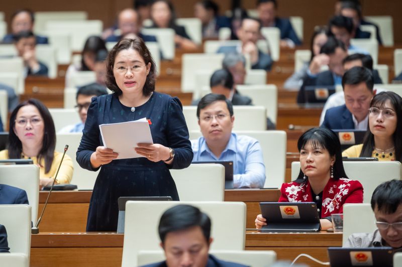 Các đại biểu Quốc hội tại phiên thảo luận ngày 16/01. Ảnh quochoi.vn.