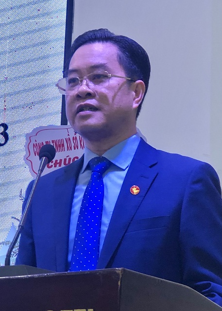 Ông Nguyễn Thành Hải trình bày báo cáo tổng kết.