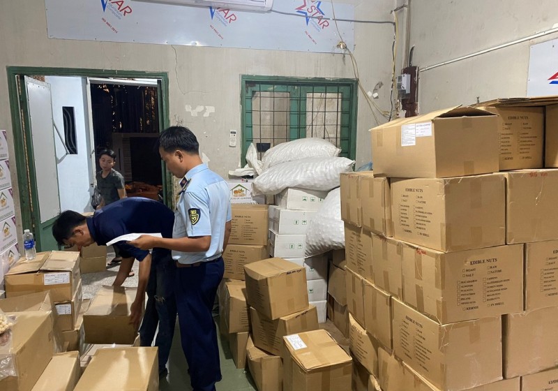 Một doanh nghiệp bị xử phạt 70 triệu đồng do kinh doanh thực phẩm không rõ nguồn gốc