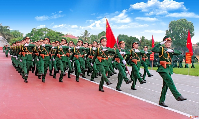 Bộ Quốc phòng sẽ xem xét, đề xuất việc sửa đổi, bổ sung Luật Sĩ quan Quân đội nhân dân Việt Nam