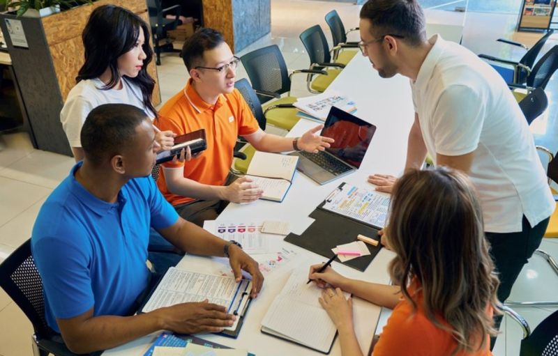 Năm 2023, FPT đạt 9.203 tỷ đồng lợi nhuận trước thuế