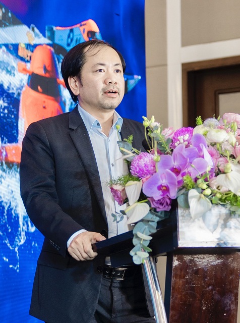 Ông Trần Việt Anh giới thiệu về Giải đua thuyền máy nhà nghề quốc tế Grand Prix of Binh Dinh 2024. Ảnh: TT-XTDL-BĐ