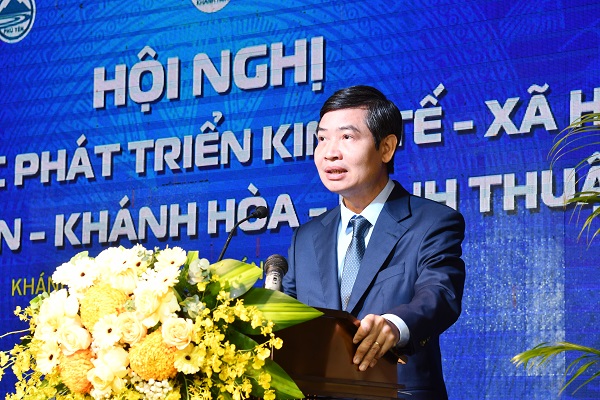 Ông Tạ Anh Tuấn- Phó Bí thư Tỉnh ủy, Chủ tịch UBND tỉnh Phú Yên phát biểu