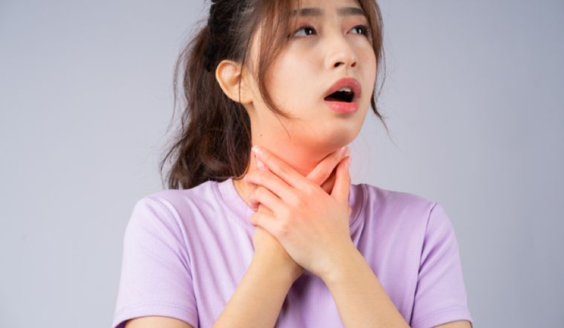 Viêm họng phù nề gây ra nhiều triệu chứng khó chịu