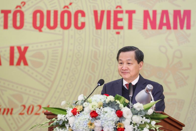 Đồng chí Lê Minh Khái, Bí thư Trung ương Đảng, Phó Thủ tướng Chính phủ thông tin về tình hình KTXH năm 2023, định hướng phát triển KTXH năm 2024. Ảnh VGP