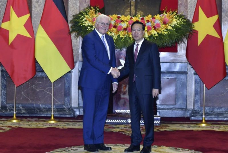 Tổng thống CHLB Đức Frank-Walter Steinmeier và đoàn doanh nghiệp lớn tháp tùng sẽ trao đổi với đại diện các doanh nghiệp Việt Nam về triển vọng hợp tác kinh tế và thương mại giữa hai nước