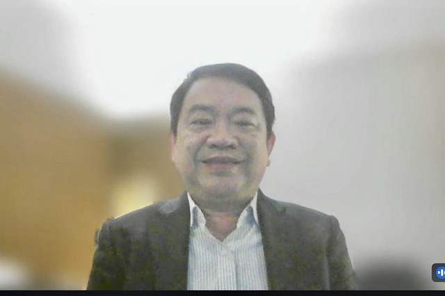 Chuyên gia kinh tế Trần Thọ Đạt tham gia Tọa đàm theo hình thức trực tuyến - Ảnh: VGP/Quang Thương