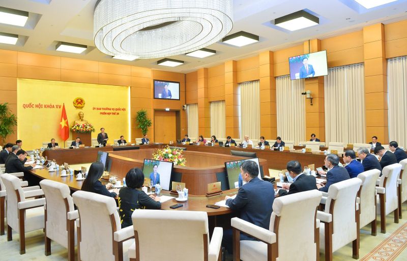 Nghị quyết về việc Chủ tịch tỉnh, thành phố được yêu cầu tham gia giải trình tại cơ quan Quốc hội