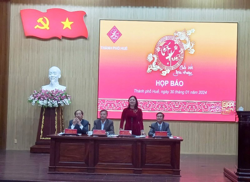 Bà Dương Thị Thu Thủy- Trưởng ban Dân vận Thành ủy Huế thông tin về Bà Dương Thị Thu Thủy- Trưởng ban Dân vận Thành ủy Huế thông tin về