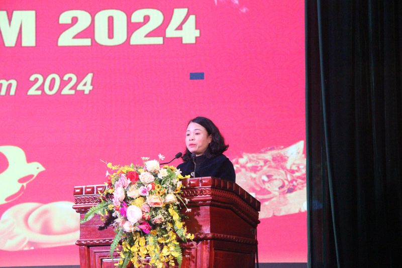 Phó Chủ tịch UBND thành phố Lạng Sơn Nguyễn Thị Hồng Vân phát biểu tại chương trình