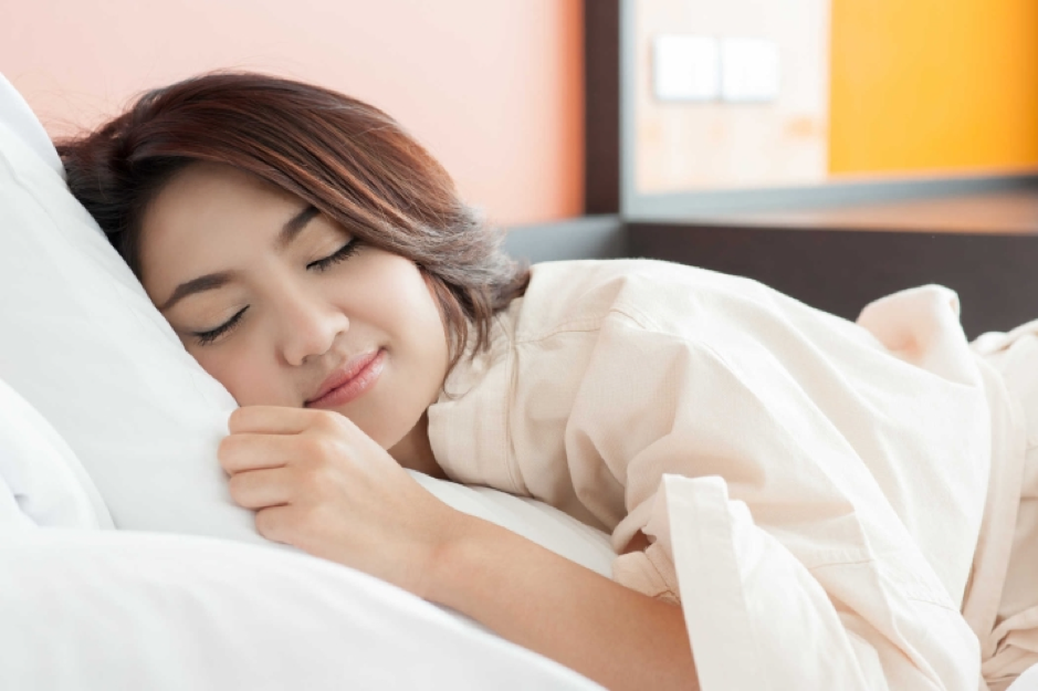 Ngủ đủ giấc giúp chu kỳ kinh nguyệt đều đặn hơn