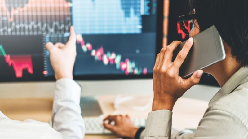 Lực bán bất ngờ tăng, VN-Index có phiên giảm mạnh nhất kể từ đầu năm 2024