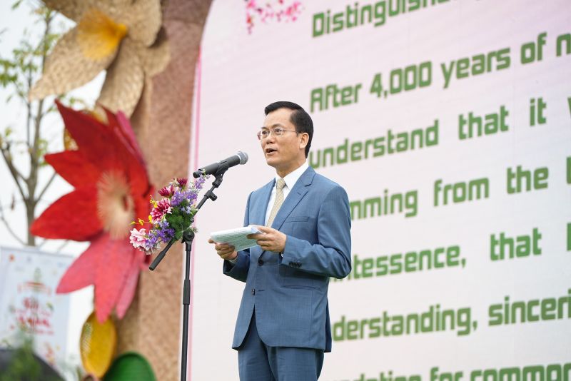 Thứ trưởng Bộ Ngoại Giao Hà Kim Ngọc phát biểu tại lễ khai mạc.