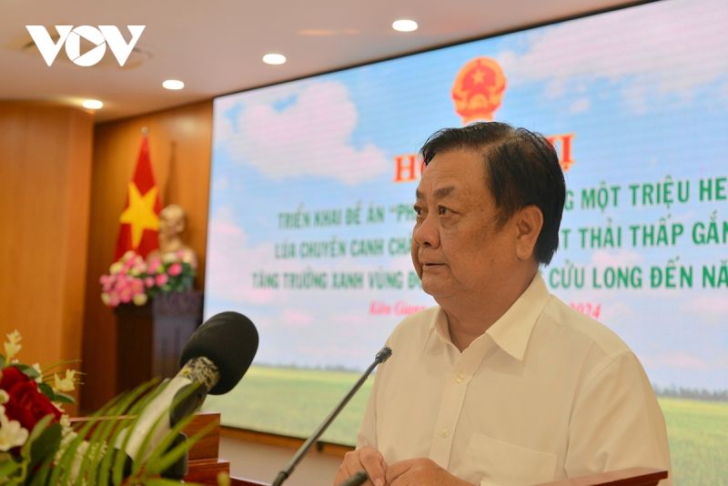 Bộ trưởng Bộ Nông nghiệp và Phát triển nông thôn Lê Minh Hoan phát biểu tại hội nghị. (Ảnh VOV.VN)