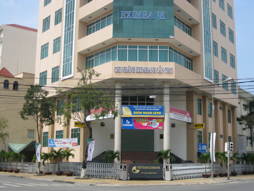 Eximbank Chi nhánh Cần Thơ đem xuân ấm đến gia đình khó khăn quận Ninh Kiều