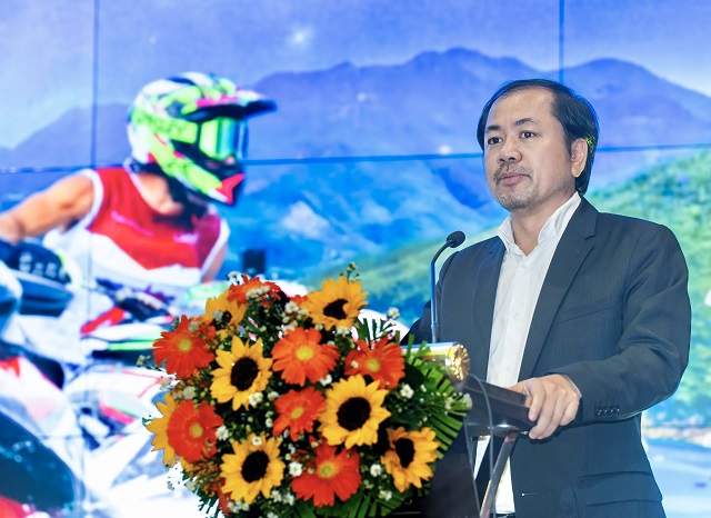 &Ocirc;ng Trần Việt Anh c&ocirc;ng bố Chương tr&igrave;nh. Ảnh H.V