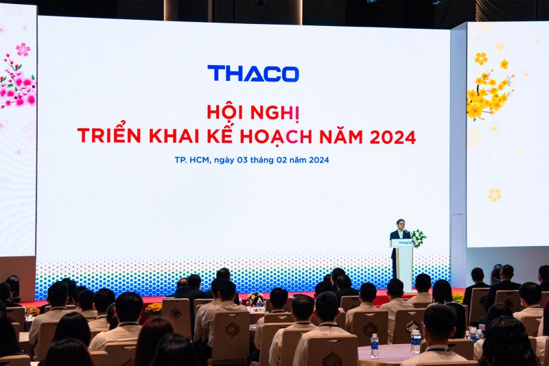 Chủ tịch HĐQT THACO Trần Bá Dương phát biểu tại hội nghị