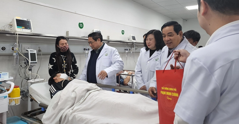 Thủ tướng Phạm Minh Chính nêu rõ: Còn bệnh nhân thì các y bác sĩ chưa thể nghỉ được