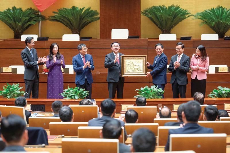 Chủ tịch Quốc hội Vương Đình Huệ trong buổi gặp gỡ các Trưởng Cơ quan đại diện Việt Nam ở nước ngoài về dự Hội nghị Ngoại giao lần thứ 32, tháng 12/2023. (Ảnh: Nguyễn Hồng)