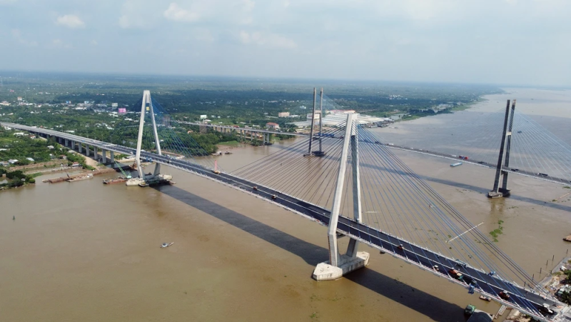 Cầu Mỹ Thuận 2 bắc qua sông Tiền, nối 2 tỉnh Tiền Giang và Vĩnh Long. Ảnh: TTXVN