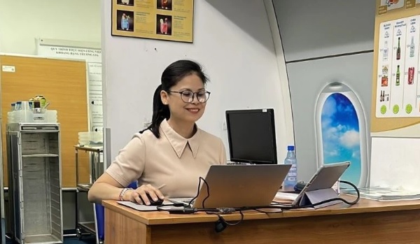 Những công việc lặng thầm phía sau chuyến bay chở “Tết”